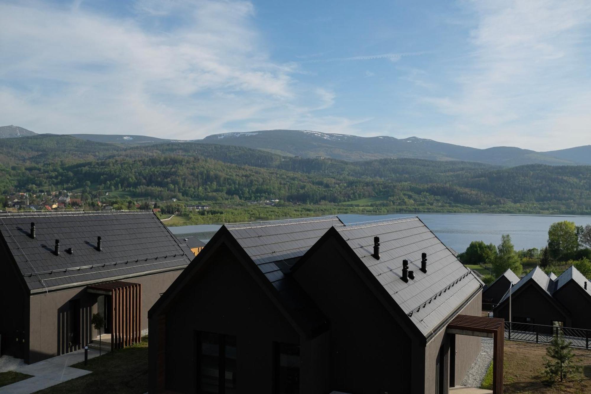 Wille W Lake Hill Karkonosze Resort & Spa Sosnowka  Bagian luar foto