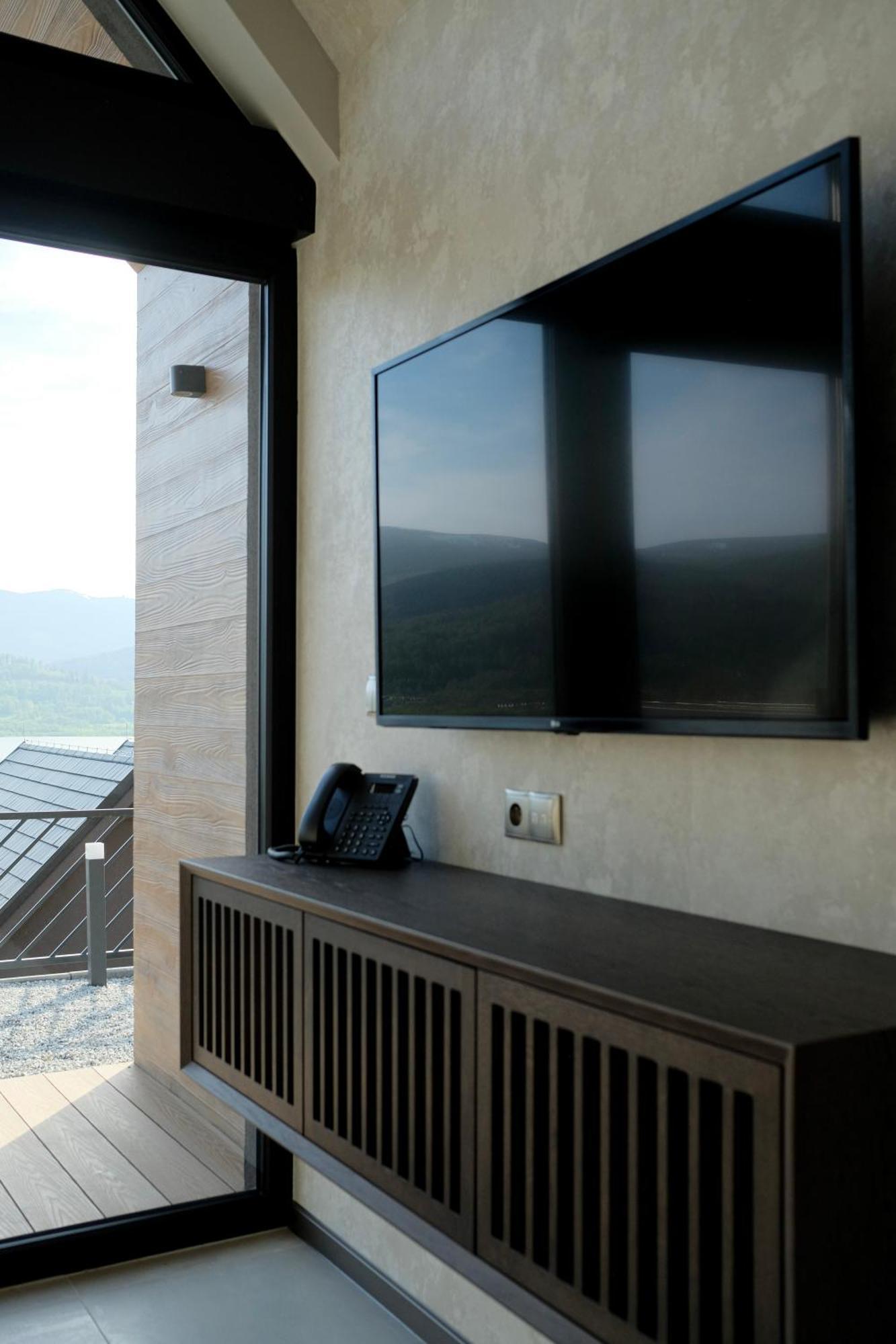 Wille W Lake Hill Karkonosze Resort & Spa Sosnowka  Bagian luar foto