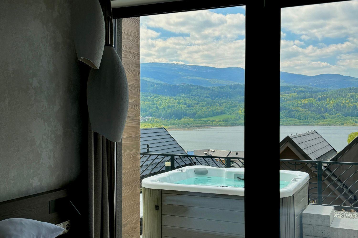 Wille W Lake Hill Karkonosze Resort & Spa Sosnowka  Bagian luar foto